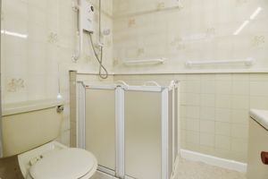 BATHROOM- click for photo gallery